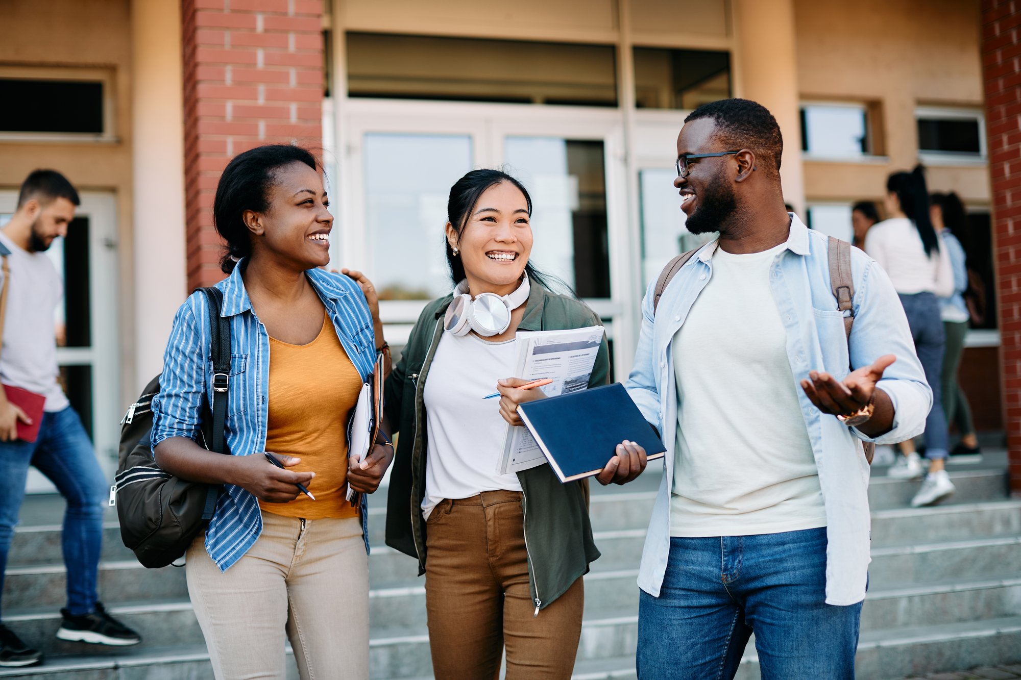 A group of students walking and talking